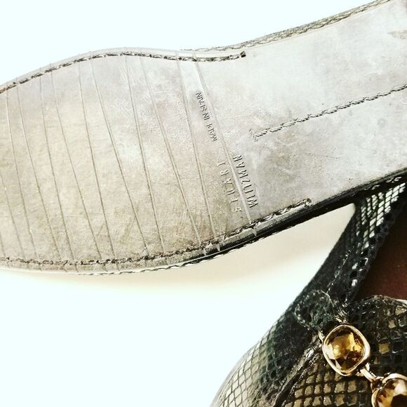 Stuart Weitzman  - Picture 5 of 5